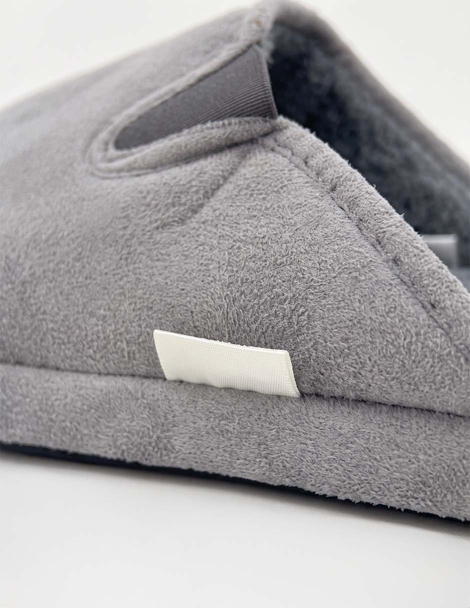 Pantufla para hombre 8